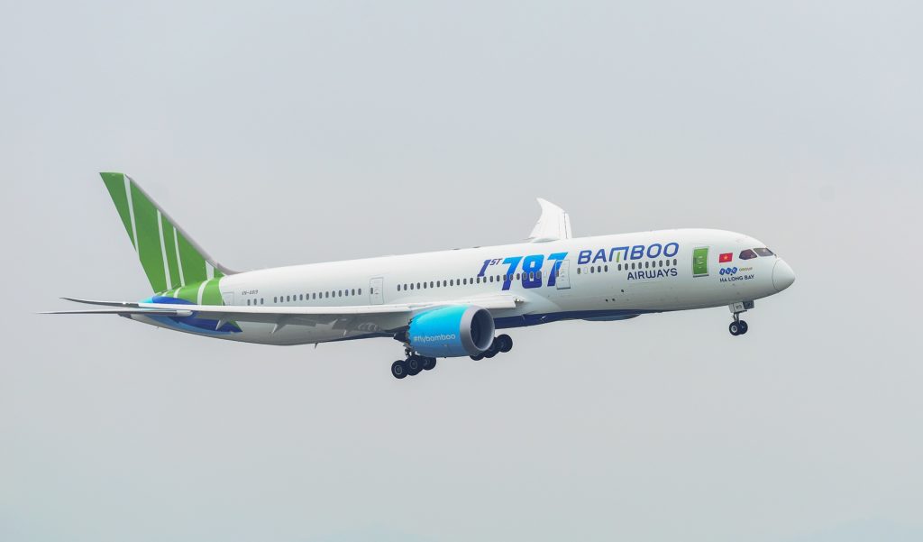 Considérant le Vietnam comme un marché important, Boeing prévoit d étendre sa coopération